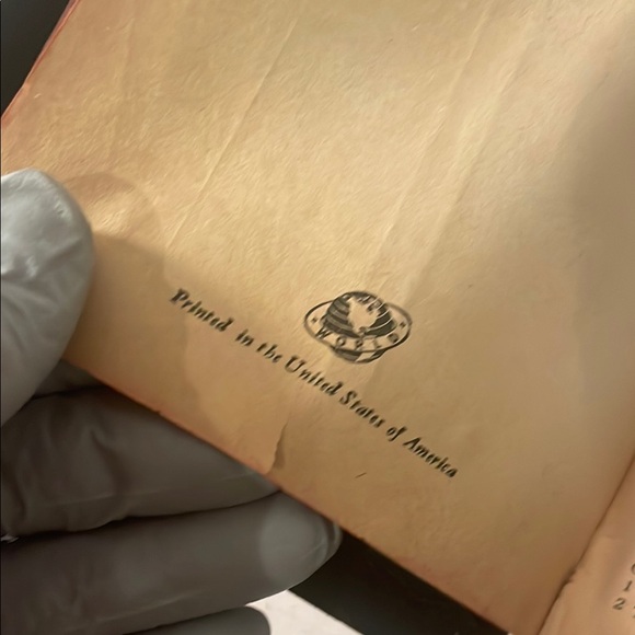 Vintage Holy Bible with Personalized Cover - Picture 4 of 5